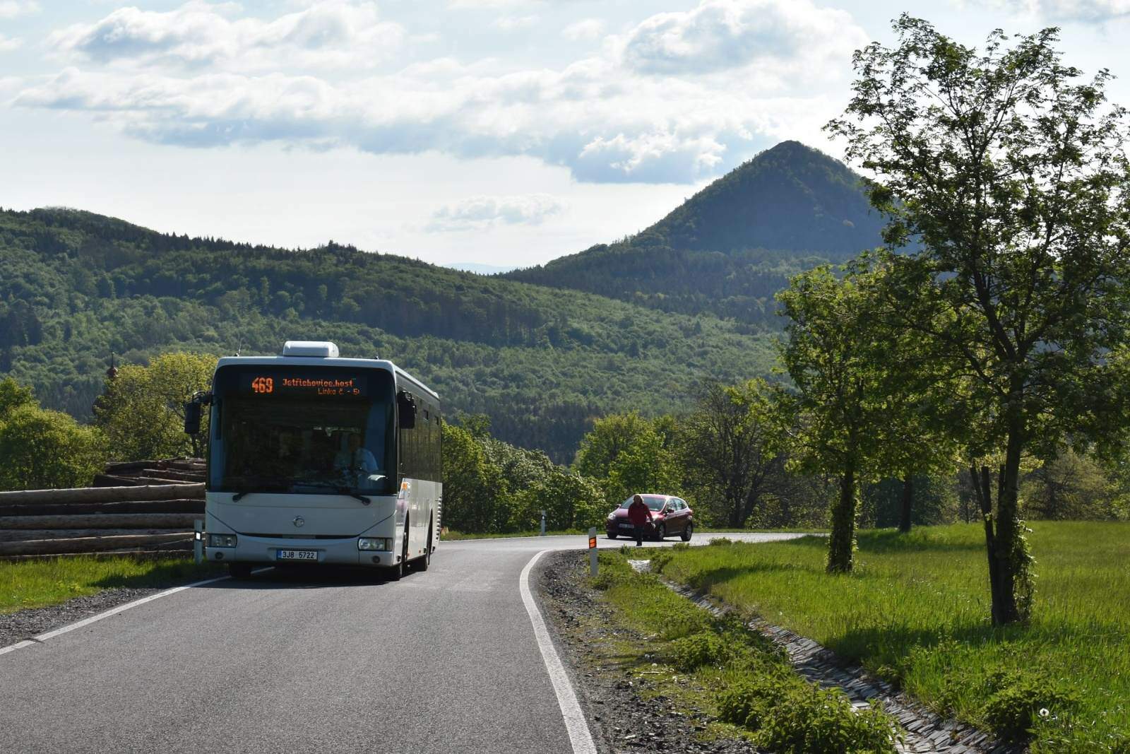 nová autobusová linka 469 s horou Klíč (759 m.n.m.), ze silnice nad Polevskem